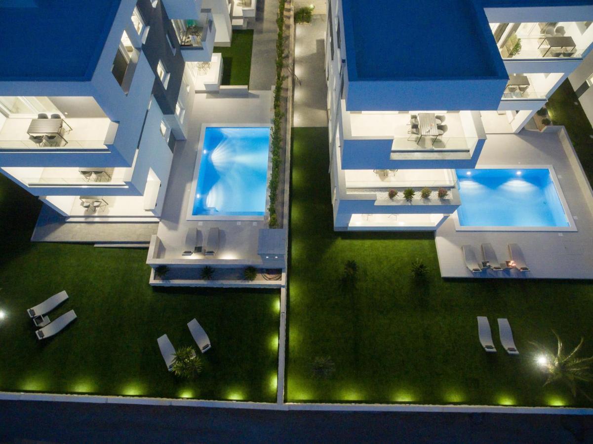 Apartments & Rooms Pool Villas Maris B Novalja Kültér fotó